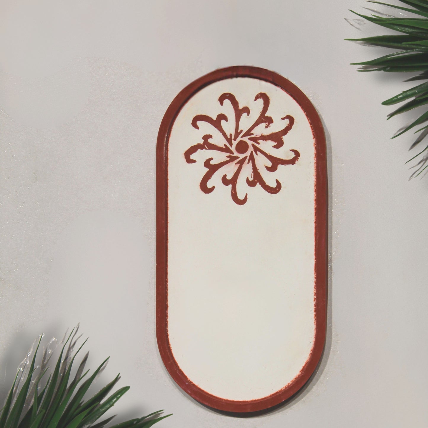 Etagere Grande Coloured: Artisanal Engraved Tray